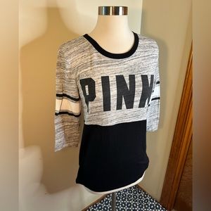 •Victoria Secret 3/4 sleeve top•